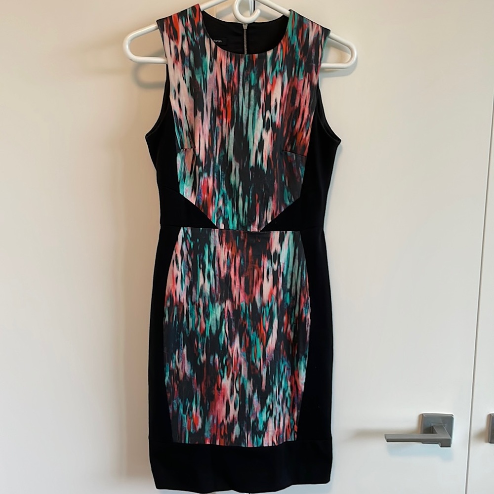 Judith & Charles sheath dress, multicolor abstract pattern